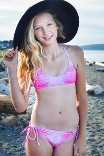 bachelorette party Blonde