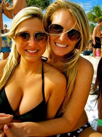 Tall big tits babe